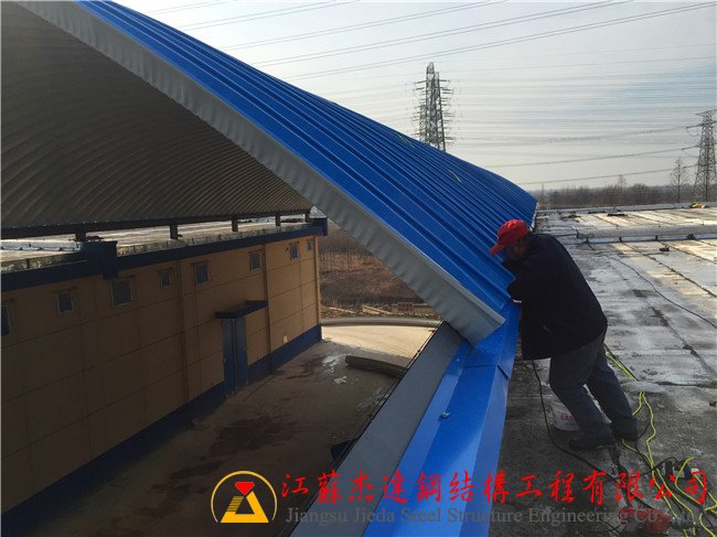 什么是拱形屋頂？拱形屋頂用板材、機(jī)械咬口鎖邊